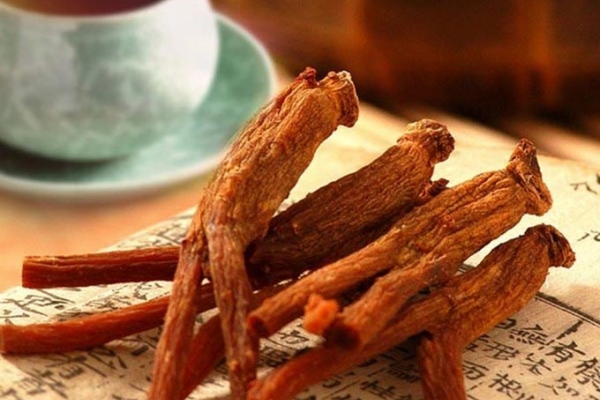 Hồng Sâm Nguyên Củ Khô Punggi Hàn Quốc 75g Củ To (3-5 Củ)