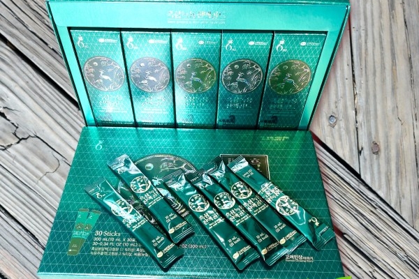 Chiết Xuất Hắc Sâm Nhung Hươu KGS Gold 10ml x 30 gói